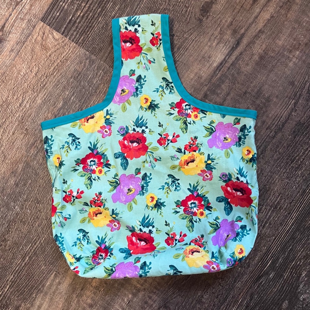 Aqua Floral Print Tote‎ Bag with Teal Trim and Pockets